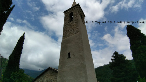 campanile Santuario Madonna della Montà Molini di Triora pipistrelli